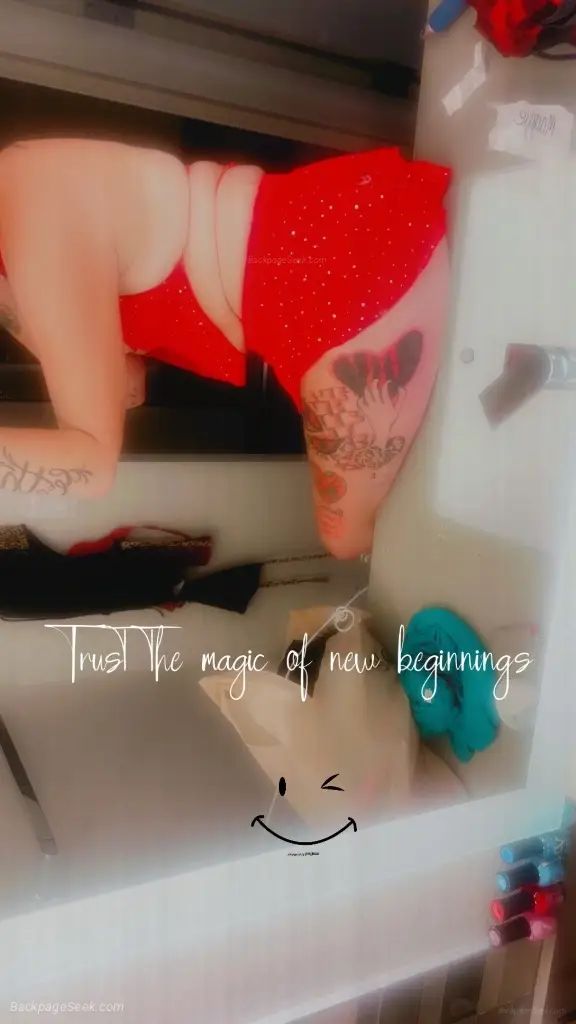 in richmond Feeling a little tempted Come get close and disc... in North Bay – Women Seeking Men photo 4