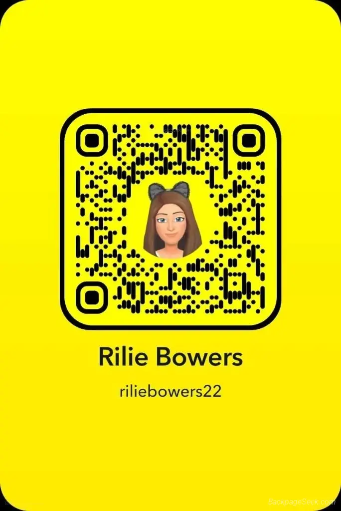 Horny girl available ready to fulfill your fantasies Snap