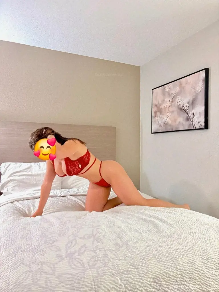Hola papi soy MARIANA estoy de paso por la ciudad in Northern Virginia – Women Seeking Men photo 3