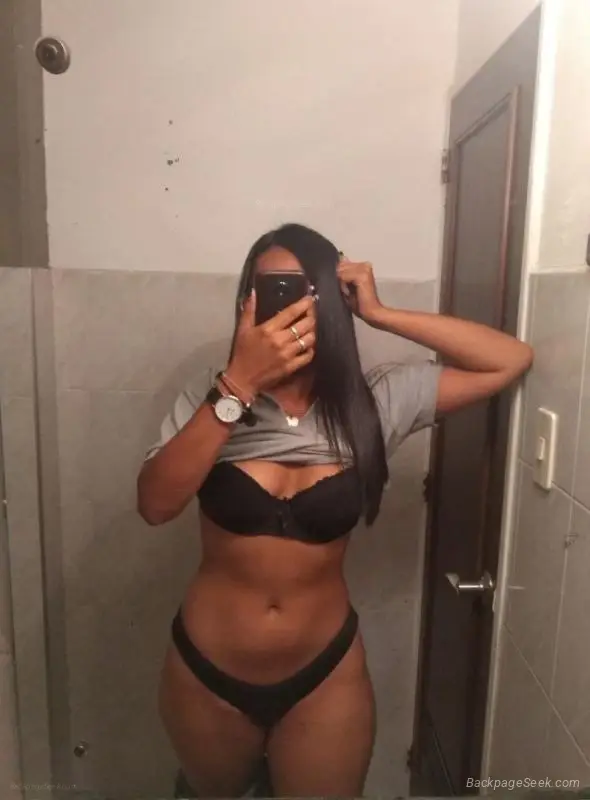 Meet w a seductive Barbie in Northern Virginia – Women Seeking Men photo 6