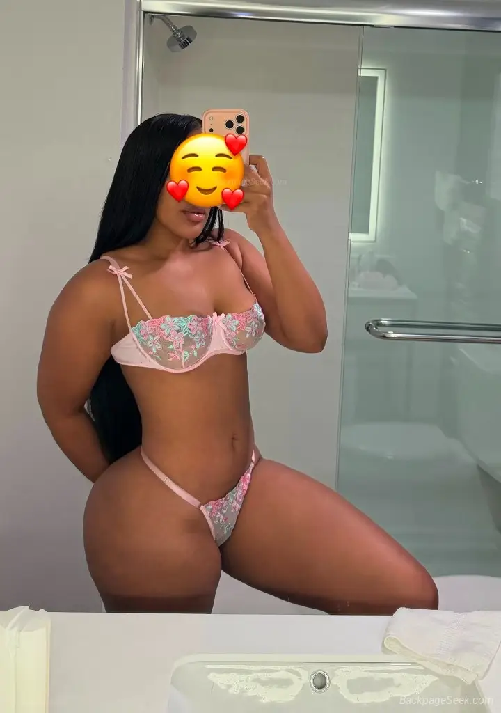 Sexy Latina available