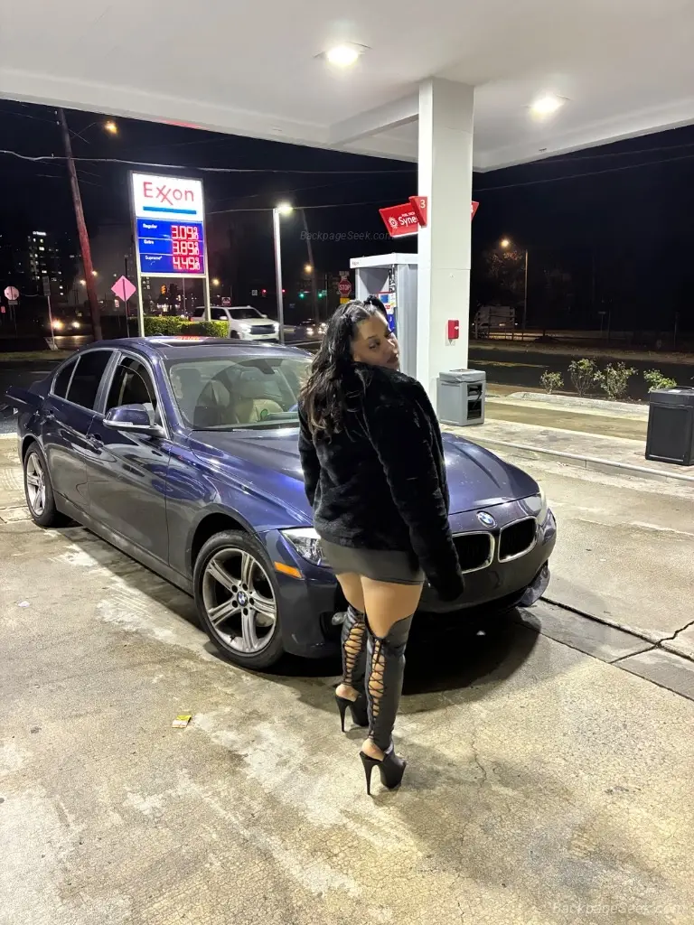 Beautiful classy thick Sweet Confident Worth Your Time in Northern Virginia – Women Seeking Men photo 4