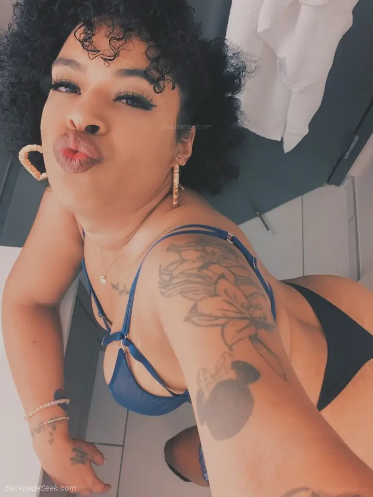 just visiting Huntington Alexandria | Tight Pretty Rican | |