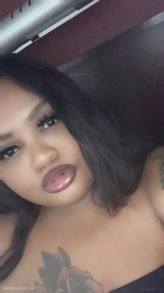 Back in town New Number Black &Asian !!! Mixed fat ass Big Tits !!!! WET