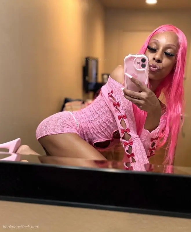 Sexy Petite Spinner Baby Lets have a Personal X Rated Party in Oakland – Women Seeking Men photo 5