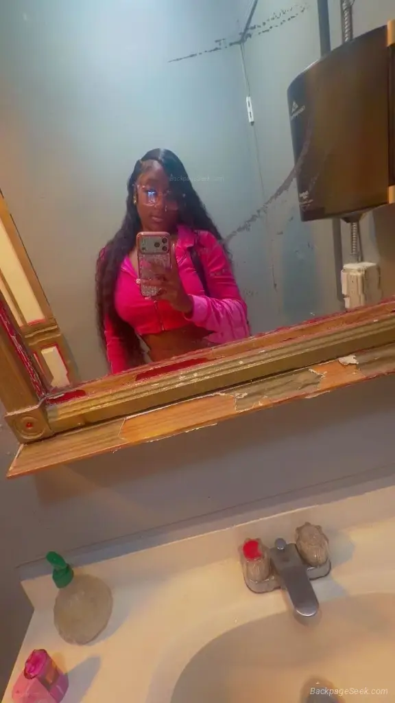 sweet petite ebony dolll wet slipperyyyy in Oakland – Women Seeking Men photo 4