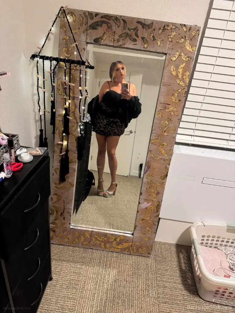 Oakland Outcalls Hablo Espanol Enticing Stunning Freaky BBW