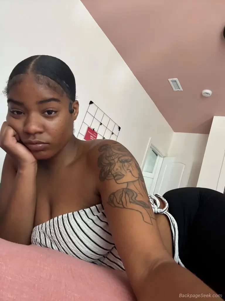 CAUTION DEEP THROAT SLIPPERY WHEN WET in Oakland – Women Seeking Men photo 5
