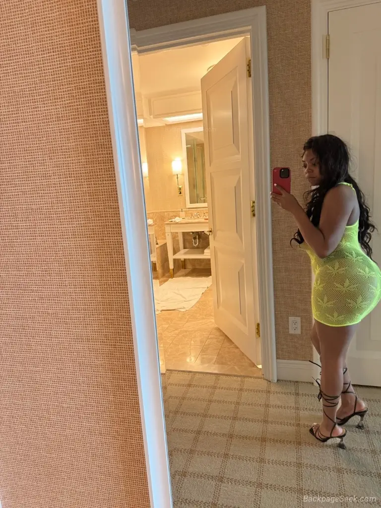 sexy chocolate play mate in Oakland – Women Seeking Men photo 2