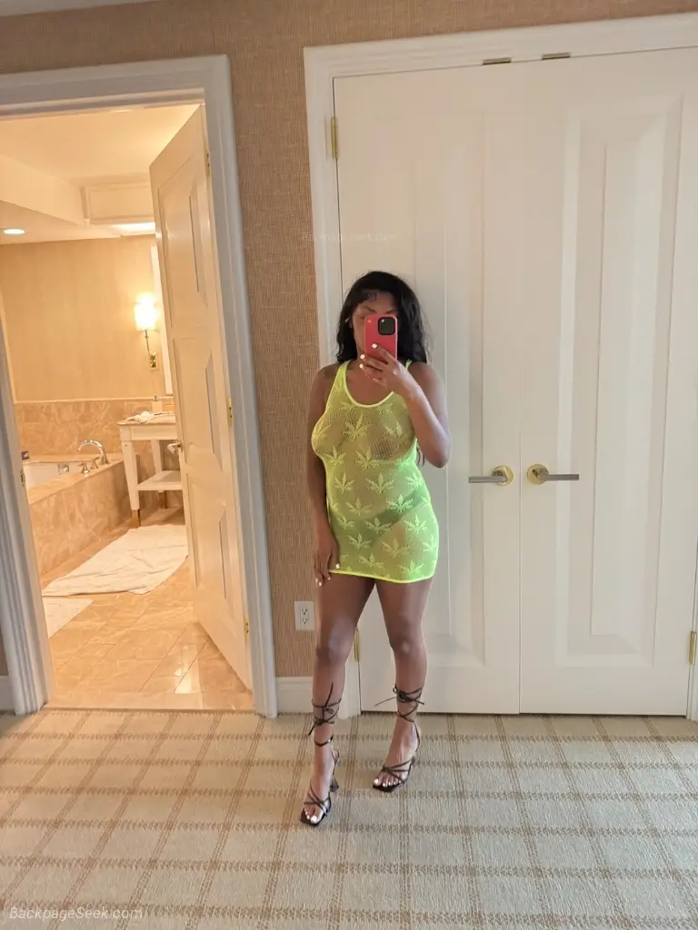 sexy chocolate play mate in Oakland – Women Seeking Men photo 3