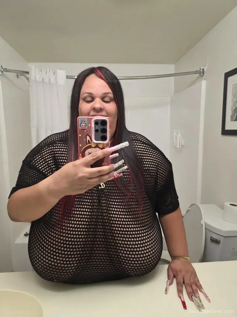 Specials available all day Leaving Monday On my knees and re... in Orange County – Women Seeking Men photo 2