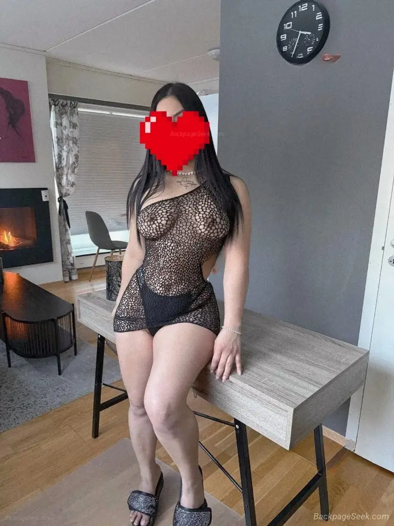 100% Sexy Latina Disponible para los mejores servicios