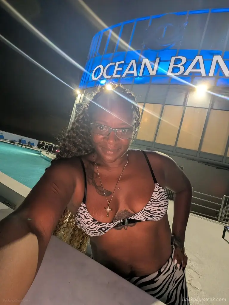 new menu Alert in Orlando – Women Seeking Men photo 6