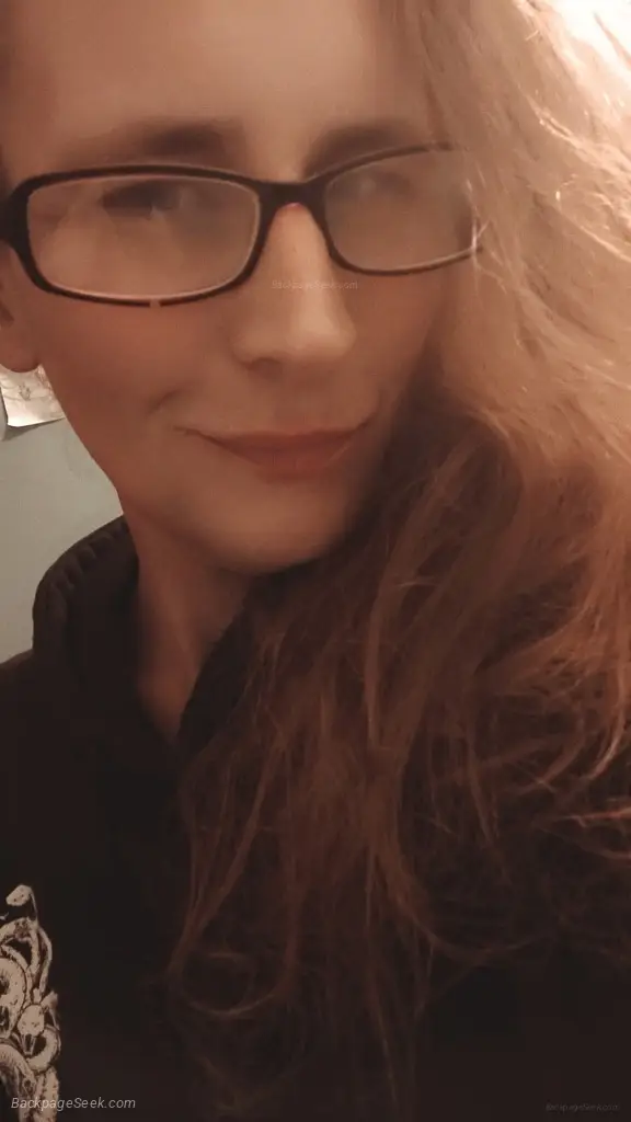text me in Palm Springs – Women Seeking Men photo 5