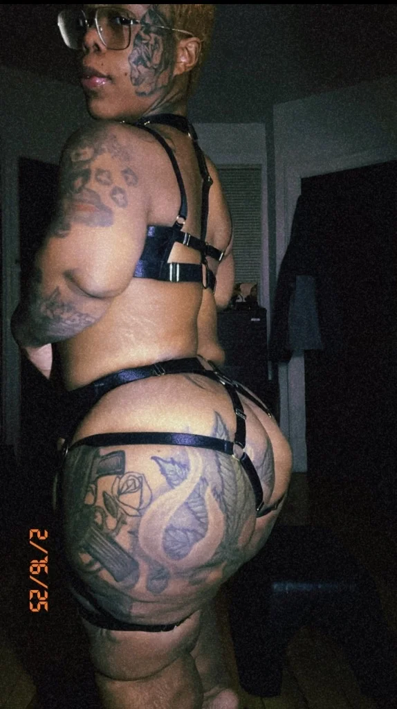 Fantasy Midget Im Available NO SPECIALS in Philadelphia – Women Seeking Men photo 4