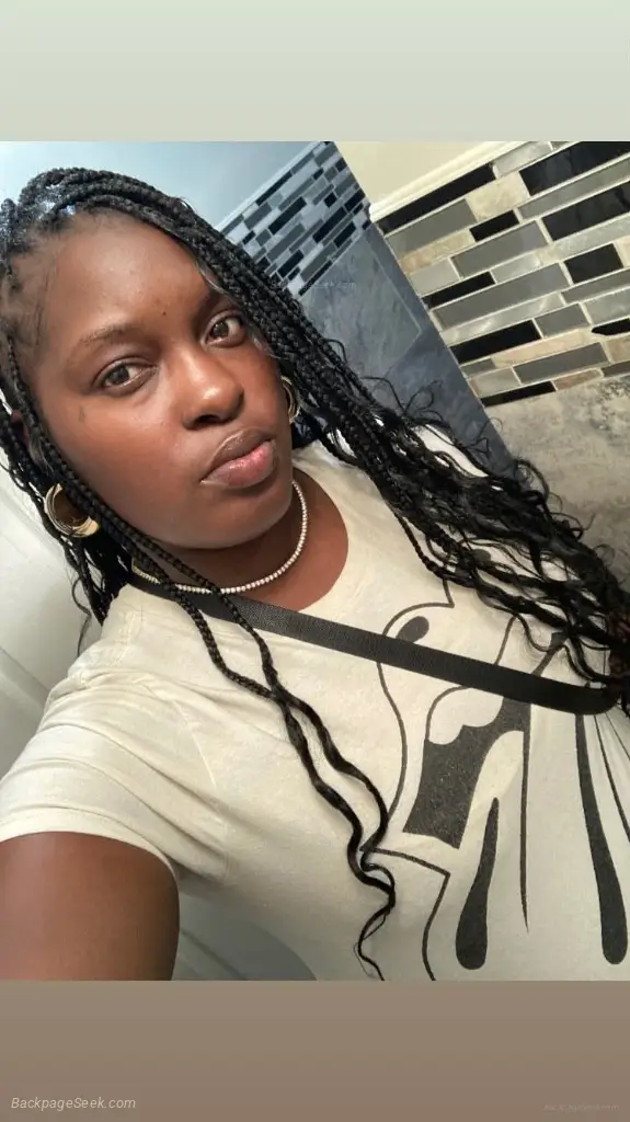 come fuck the shit out of me wet juciy black pussy come enjo... in Philadelphia – Women Seeking Men photo 4