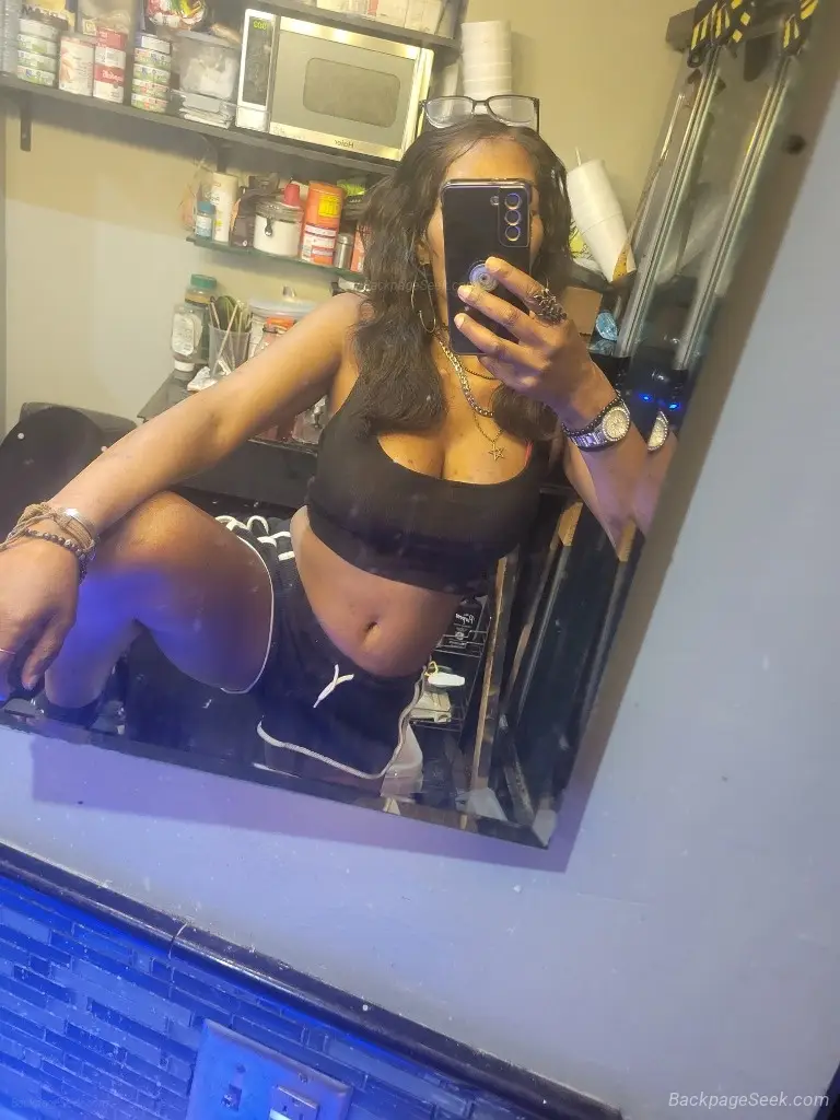 Slim thick Come play w me XOXO Call me Bambii in Philadelphia – Women Seeking Men photo 2