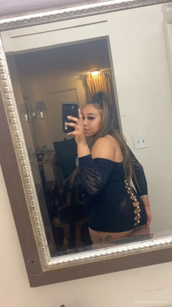 Thick Latin princess Juicy & Wet Your treat