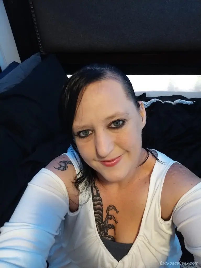 anybody want to fill me up with cum in Phoenix – Women Seeking Men photo 3