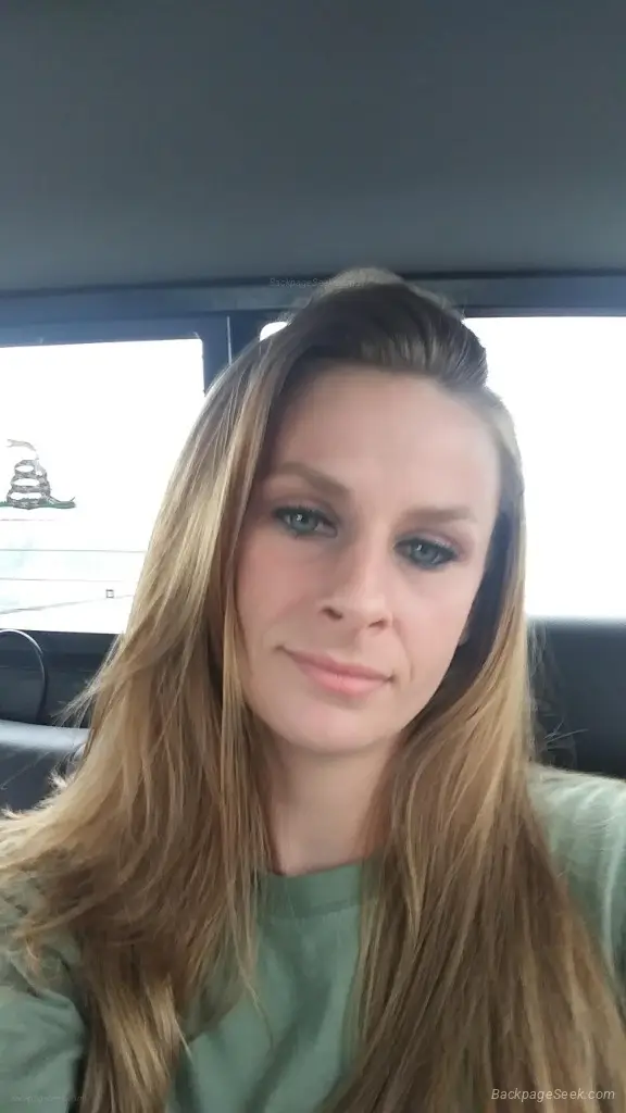 Fun Flirty Looking for Someone Exciting in Pittsburgh – Women Seeking Men photo 5