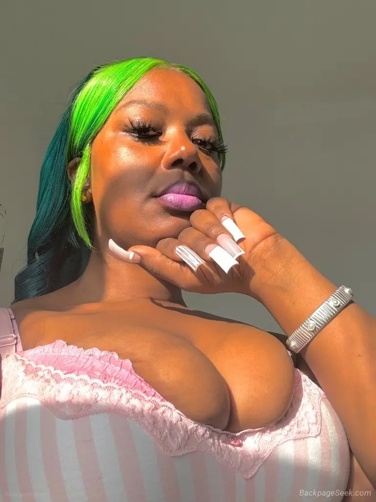 headDoctor i just shaved its fat and wet lets suck and fuck in Pittsburgh – Women Seeking Men photo 6