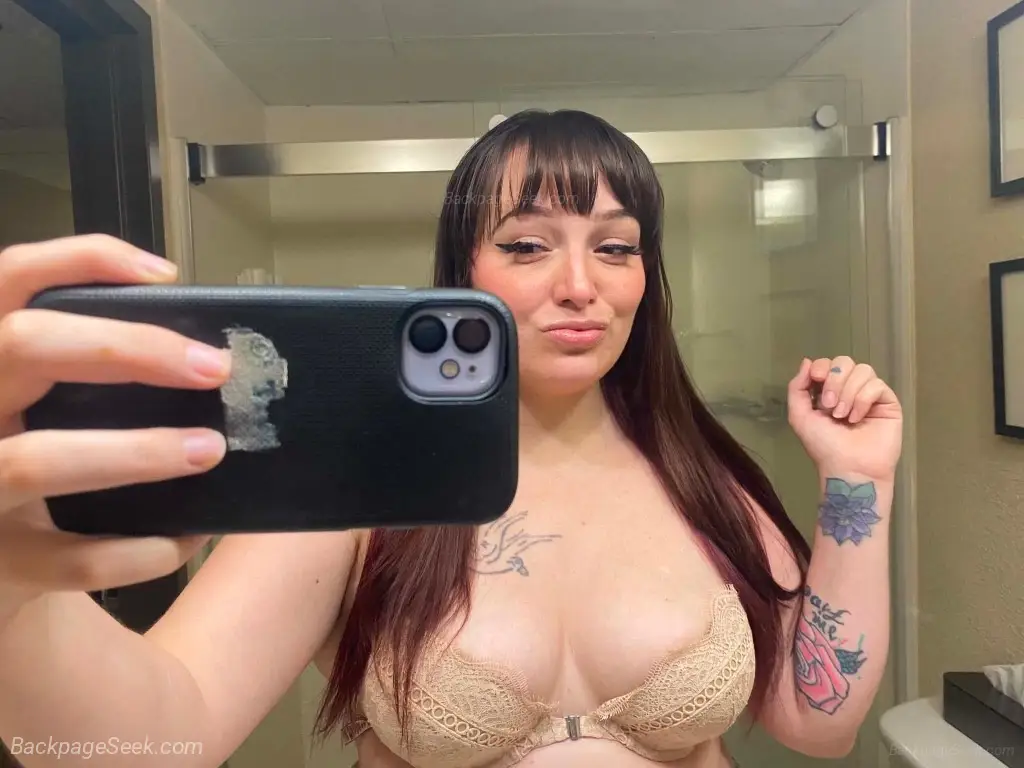 Anastasia HORNY TIGHT SWEET LACTATION in town this weekend o... in Pittsburgh – Women Seeking Men photo 5