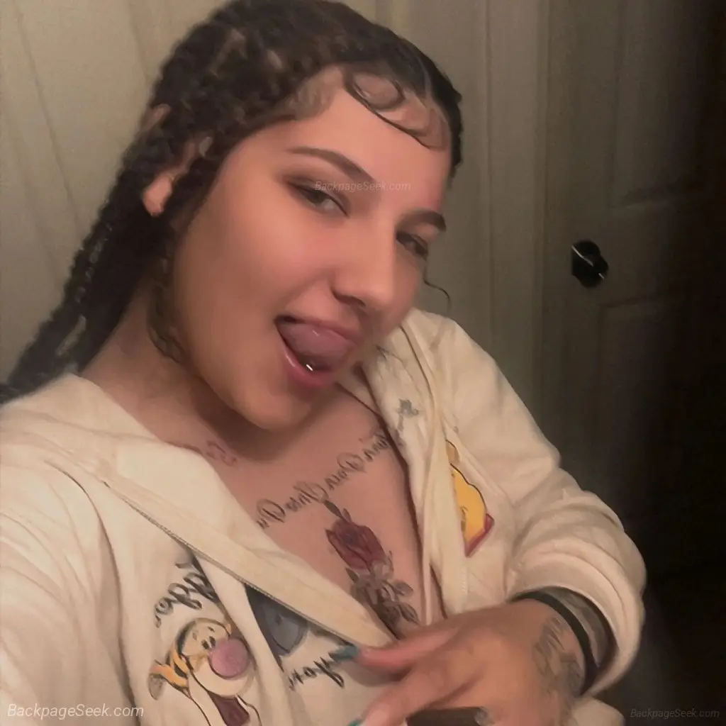 Available come say hi