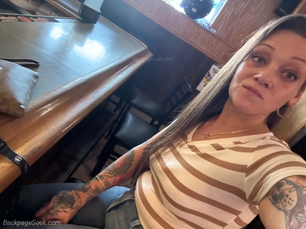 Lets get into some late night shenigans in Pittsburgh – Women Seeking Men photo 2