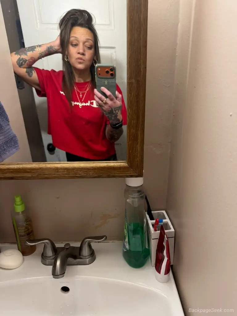 Lets get into some late night shenigans in Pittsburgh – Women Seeking Men photo 4