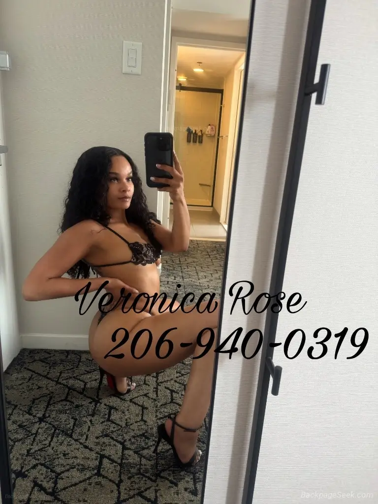 Veronica IN TOWN Lets Have Fun Babe