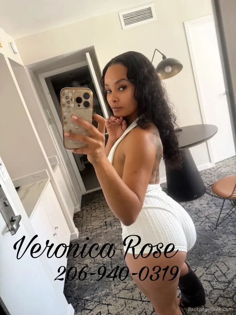 Veronica IN TOWN Lets Have Fun Babe in Portland – Women Seeking Men photo 3