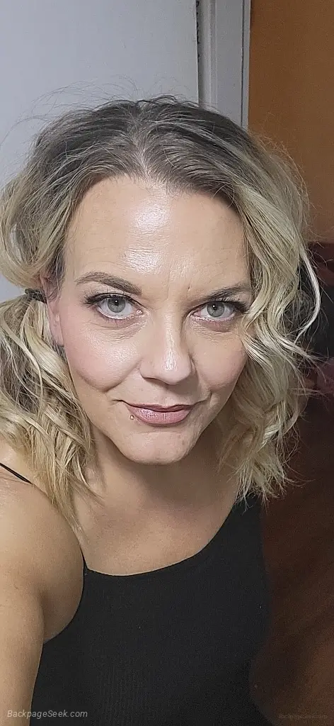 Portland s Favorite MILF Is Always Ready Available NOW MONDA... in Portland – Women Seeking Men photo 3