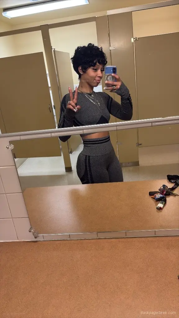 CALL ME BEEP ME IF YOU WANNA REACH MEH in Portland – Women Seeking Men photo 6