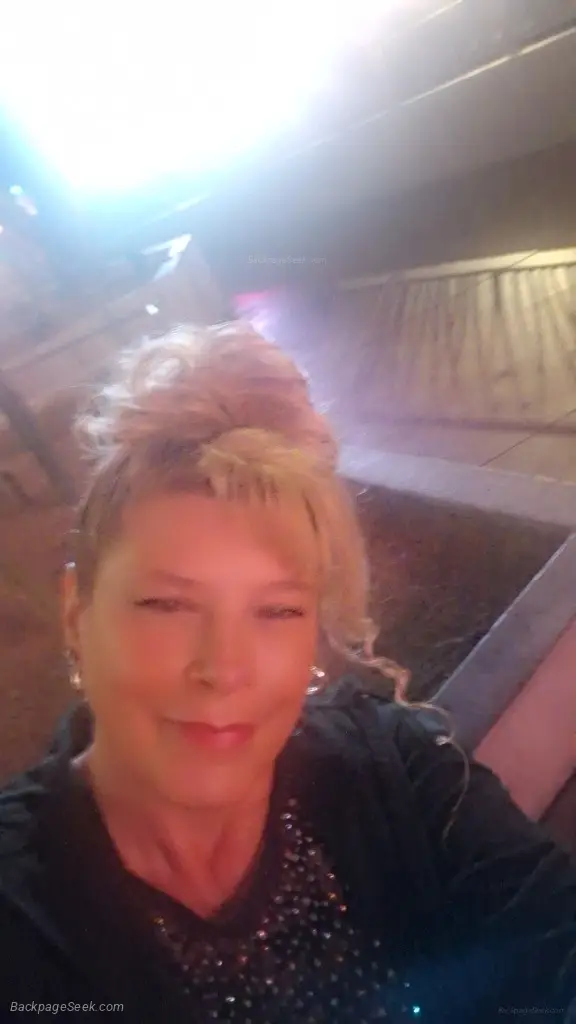 Sweet and Discreet in Portland – Women Seeking Men photo 4