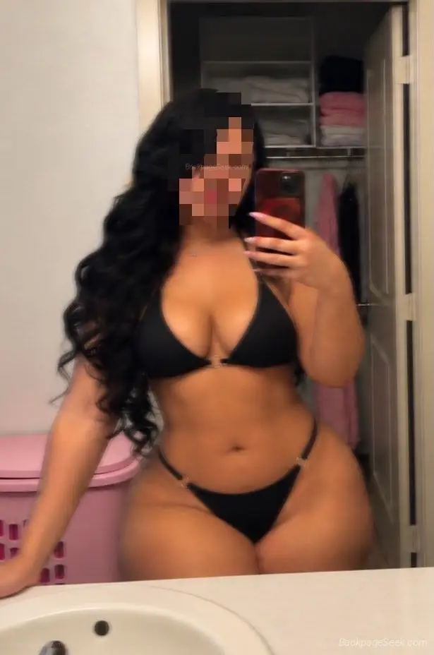 I'm available for services and parties payment in person 100... in Providence – Women Seeking Men photo 3