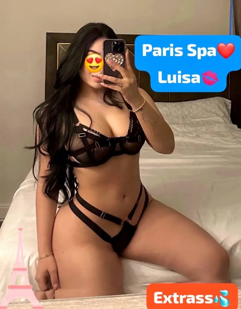 Hottie Colombiana here for you
