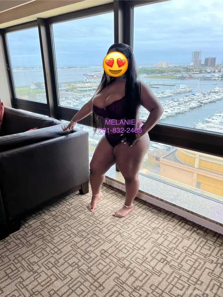 incall outcall Sexy Funsize Huge Boobs Super Soft in Queens – Women Seeking Men photo 5