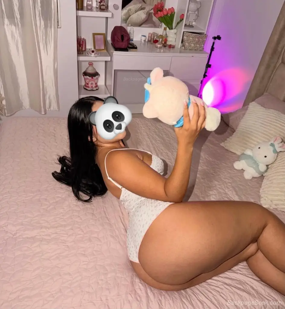 Hermosa Latina