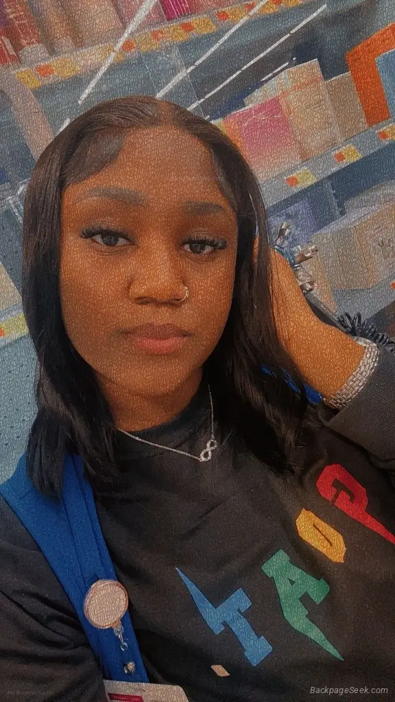 Cute Face Good Energy Great Conversation in Raleigh – Women Seeking Men photo 2