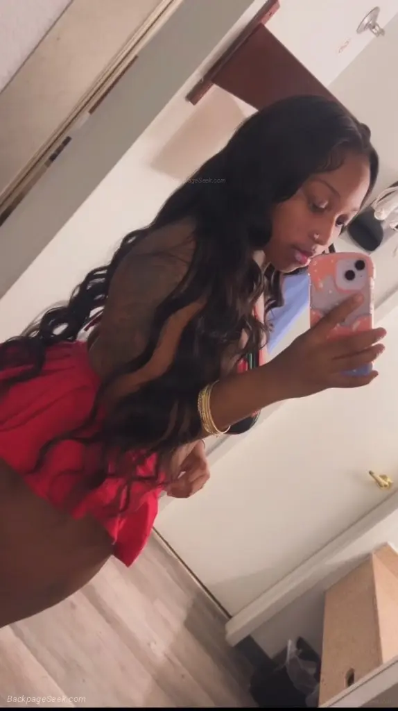 NEW IN TOWN READY TO PLAY in Raleigh – Women Seeking Men photo 4