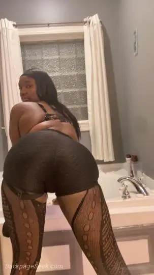 FINDOM N in Raleigh – Women Seeking Men photo 4