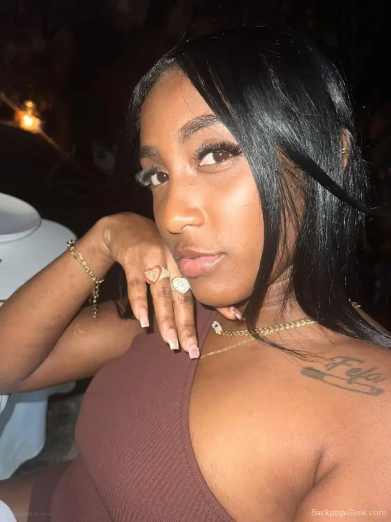 I am available in Raleigh – Women Seeking Men photo 3
