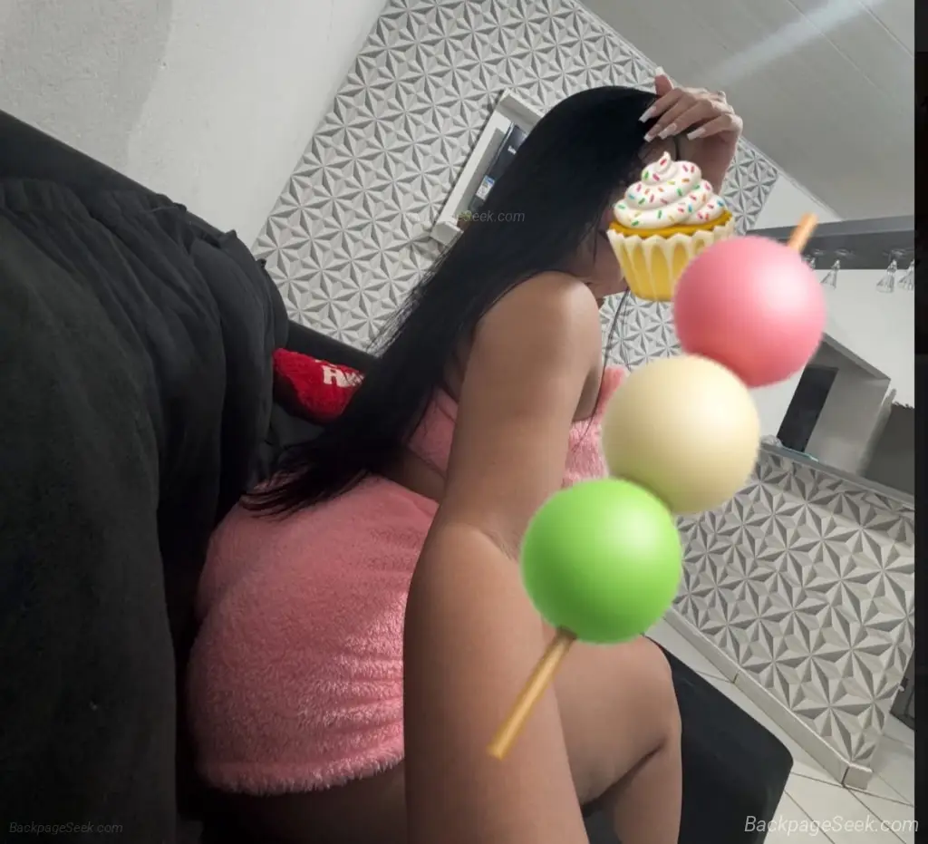 Attentive affectionate and submissive in Raleigh – Women Seeking Men photo 3