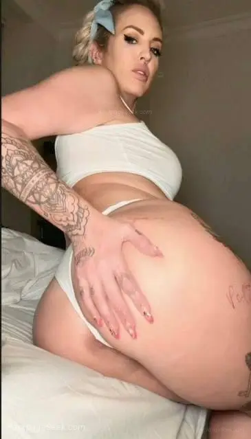 new sweet pettite Puerto Rican mami pre booking text me now... in Reno – Women Seeking Men photo 3