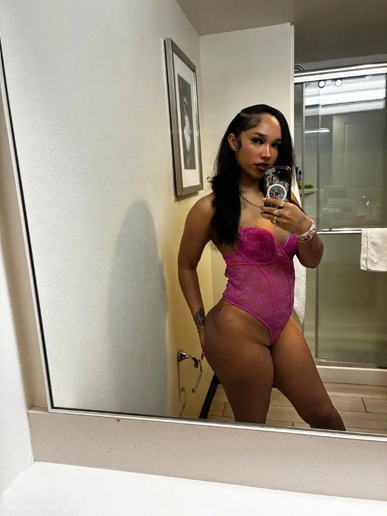 LEAVING SOON CATCH ME WHILE YOU STILL CAN EYE CANDY girl CLE... in Richmond – Women Seeking Men photo 3