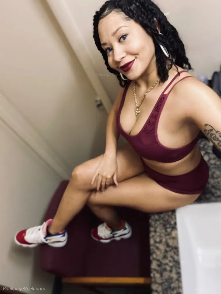 Q V AVAILABLE NOW in Richmond – Women Seeking Men photo 2