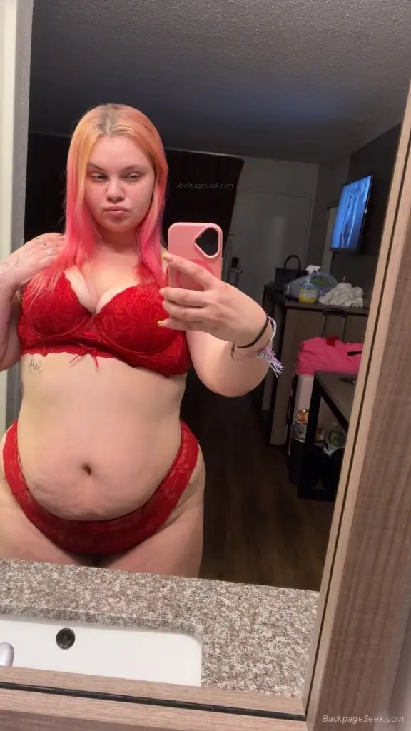 THICK SNOBUNNY Leaving Soon Come have an amazing time w Benz... in Richmond – Women Seeking Men photo 5