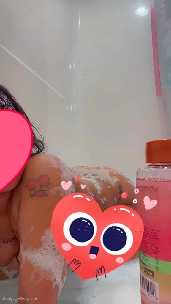 P3ACHES ND CREAM in Rochester – Women Seeking Men photo 3