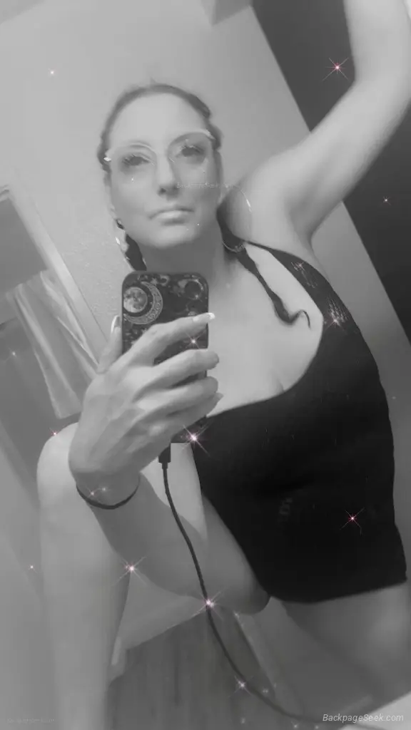 HELP NEED ROOM in Sacramento – Women Seeking Men photo 3