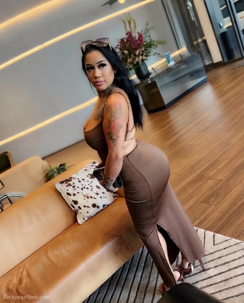 Sexy Petite Latina in San Antonio – Women Seeking Men photo 5